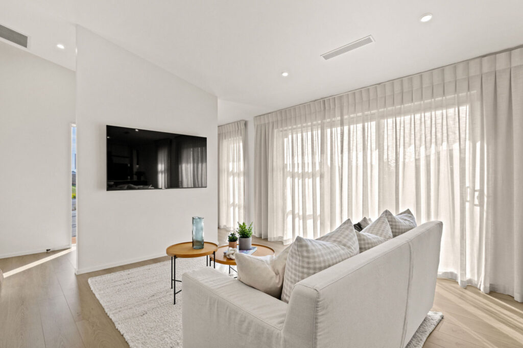 15HarlequinDrive-04