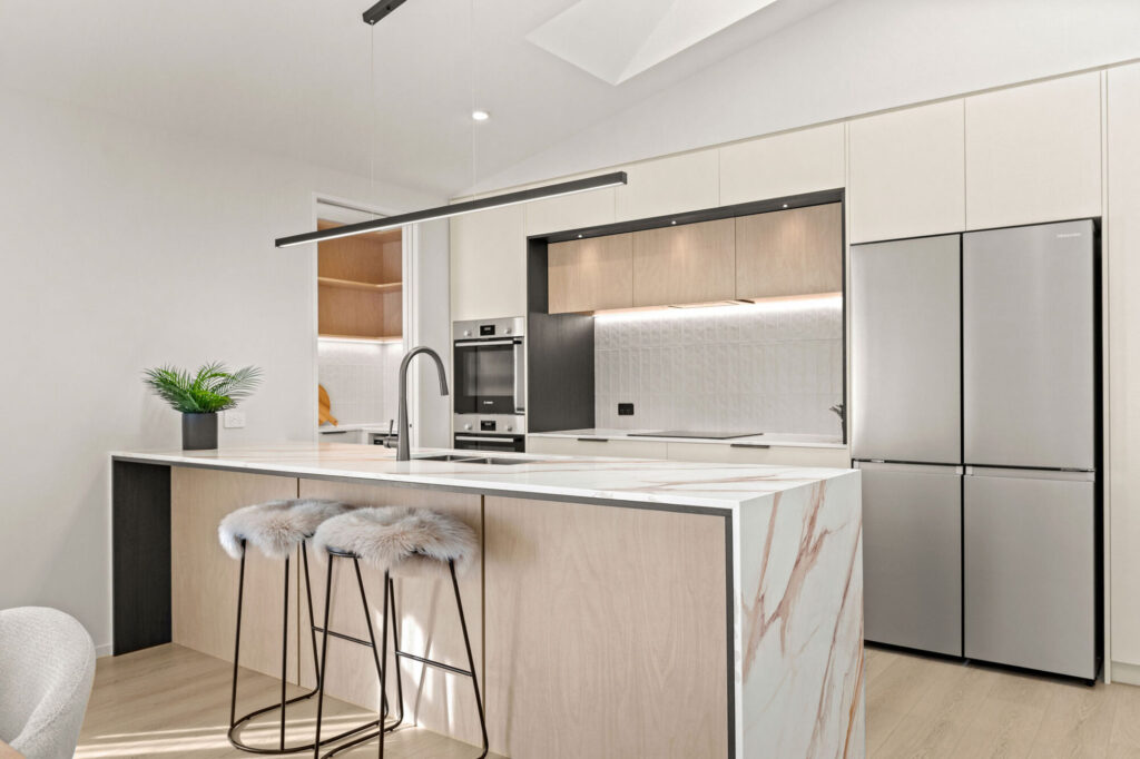 15HarlequinDrive-06