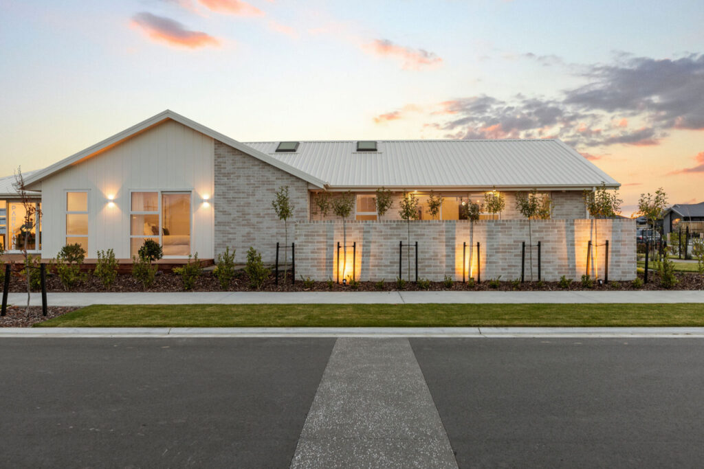 15HarlequinDriveTwilight-10